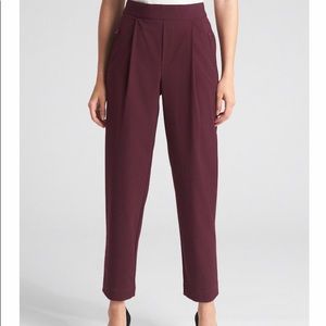 GAP Pull-Up Crop Trousers Maroon Size 0